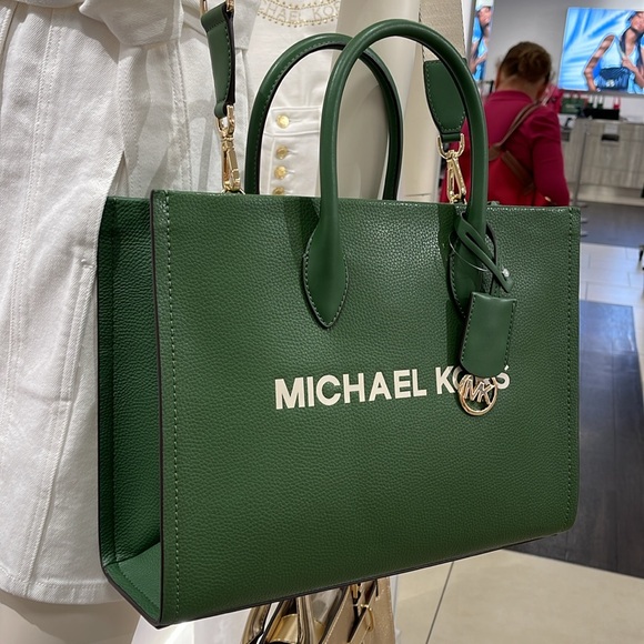 Michael Kors Mirella Medium East West Pebbled Leather Tote Shopper Bag MK EW
NWT - Picture 14 of 16